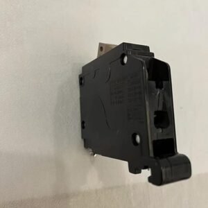 115 1-Pole 15-Amp Circuit Breaker, Type 3/4-Inch Plug-On Molded Case Circuit Breaker, Thermal Magnetic Protection, 10 KAIC, 120/240V, Load Centers